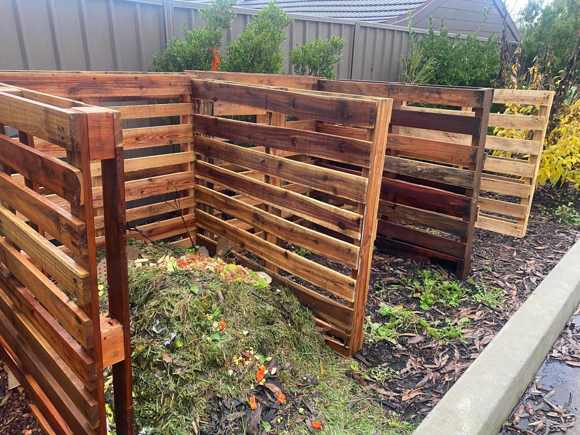 280692207_1761222087554284_1624893652662699563_n Composting at Sustainable Play
