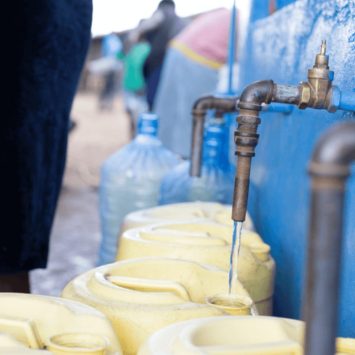 who gives a crap water who gives a crap water