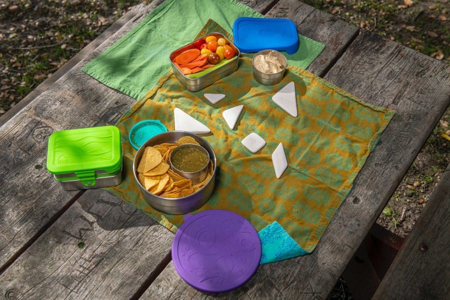 5 Easy Plant Based Lunchbox Snacks sandra harris hYbCa6rpMMI unsplash