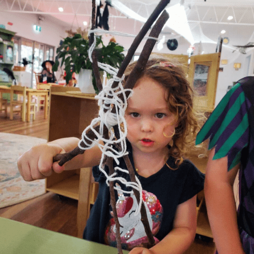 sustainable spider web halloween