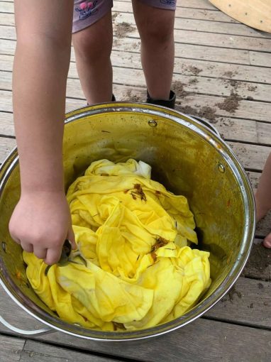 How to make Natural Dye for Fabric: Naturally Dyed Tablecloth using Marigolds and Turmeric 1 1280 0 80 owna apac image sustainablepps timeline 618D58E5 83D8 4192 91B3 47603F949B8B
